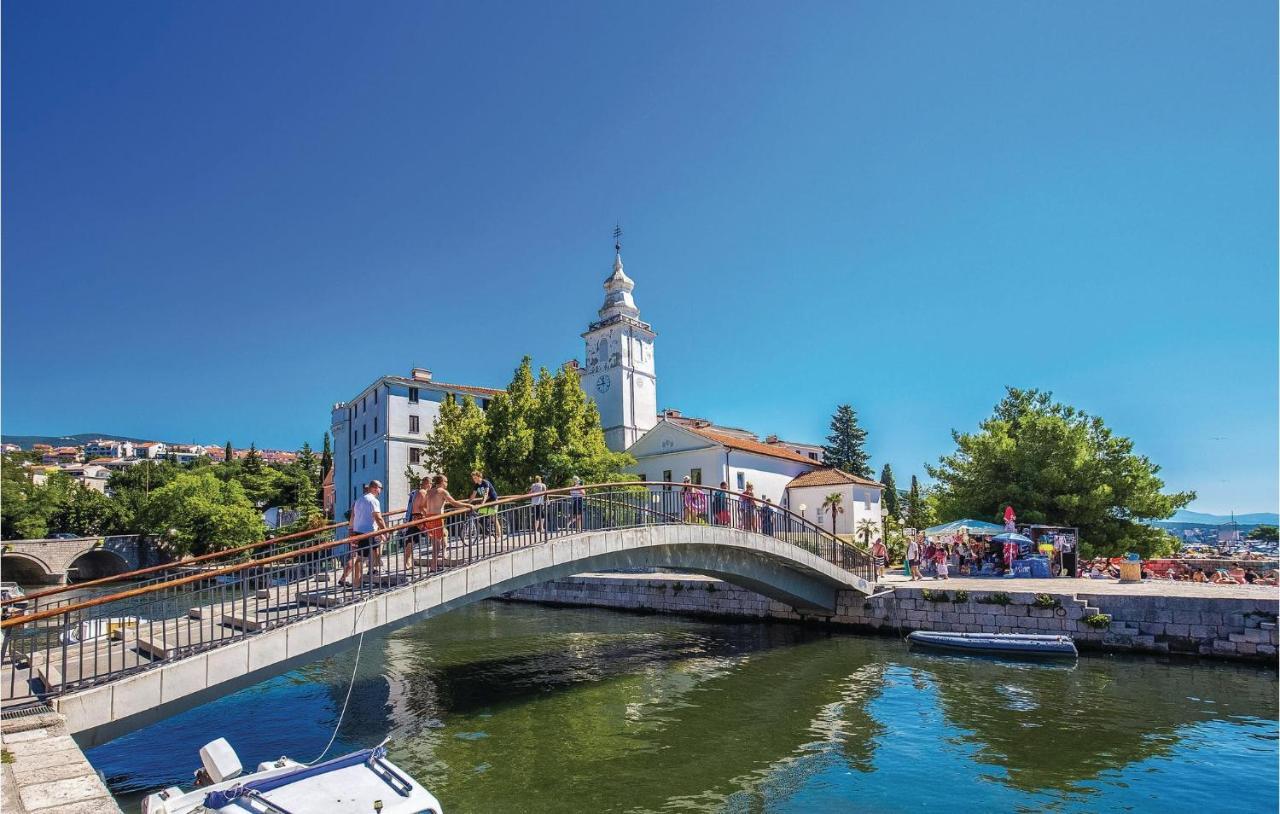Stunning Apartment In Crikvenica With Wifi מראה חיצוני תמונה