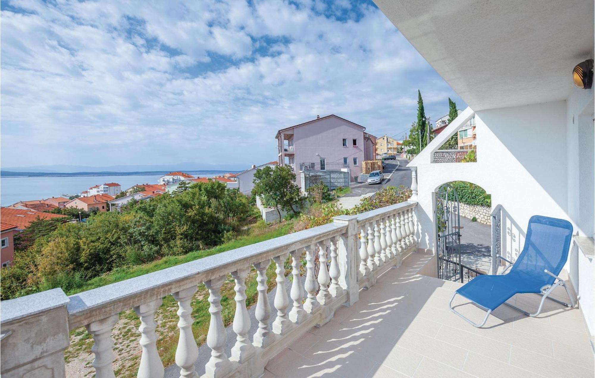 Stunning Apartment In Crikvenica With Wifi מראה חיצוני תמונה