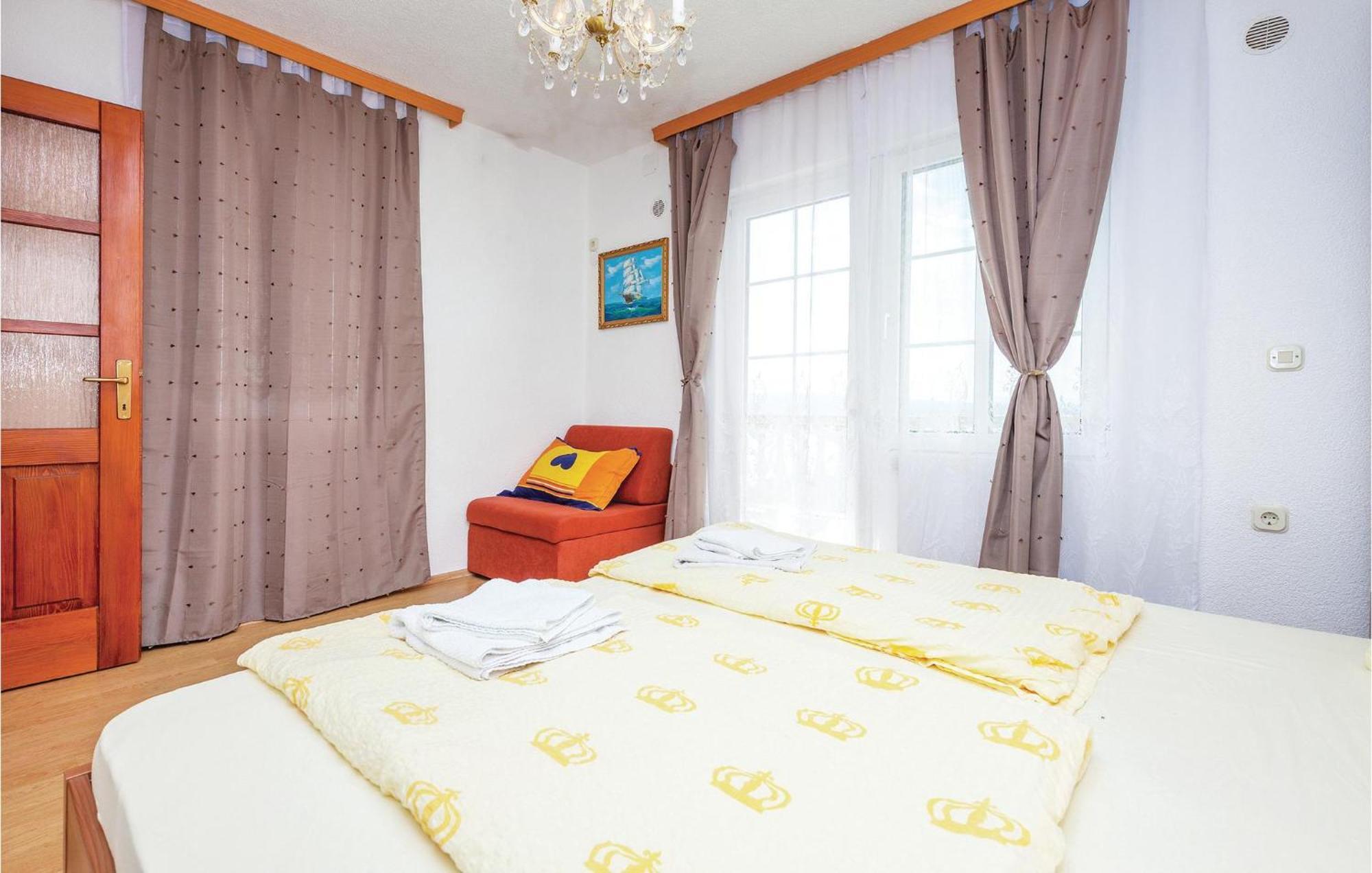 Stunning Apartment In Crikvenica With Wifi מראה חיצוני תמונה